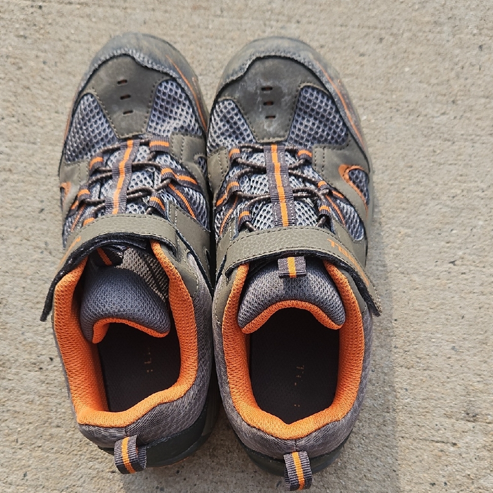Kids Outdoor Adventure Shoes - Gray and Orange